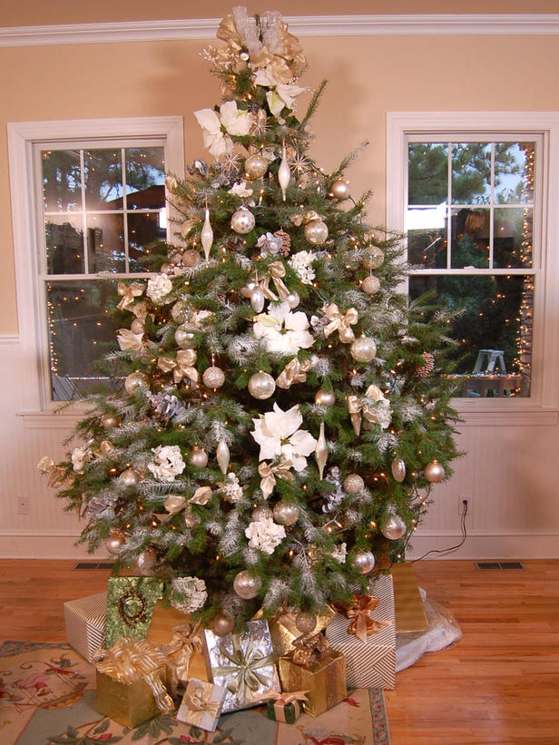 2011-Christmas-Tree-Designs-and-Decor-Ideas-5