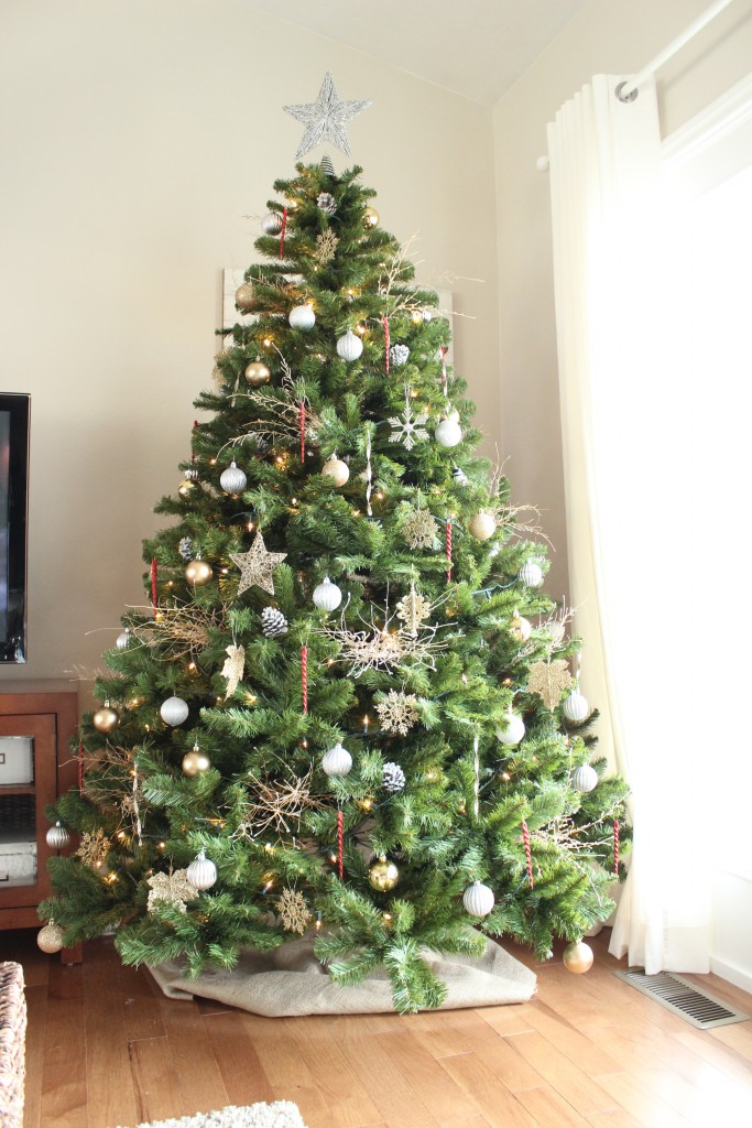The-Wood-Christmas-Tree1